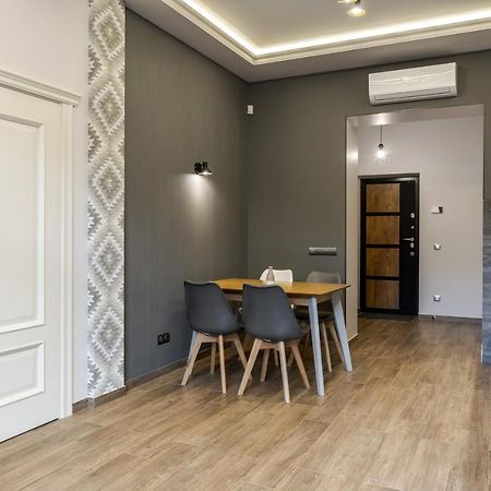 Inshiapartments On Kovzhuna Str Lwów Zewnętrze zdjęcie
